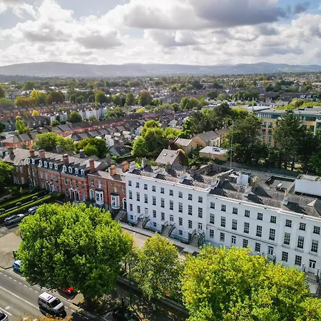 Hotel The Linn *